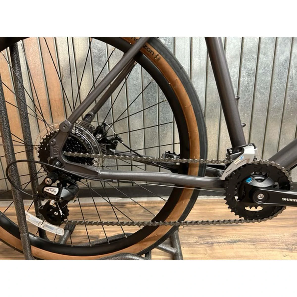 Kona Dew Urban Bike - Satin Asphalt Grey - XL - 2022 - Floor Model 6 Kona Dew Urban Bike - Satin Asphalt Grey - XL - 2022 - Floor Model - Image 6