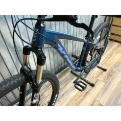Kona Fire Mountain Bike - Gloss Gose Blue - Small - 2022 - Floor Model -Bicycle Discount Store 62a326e5e5240bf5371100b574b43175527770faf4126f944a7591f066281a77 19594.1683761636
